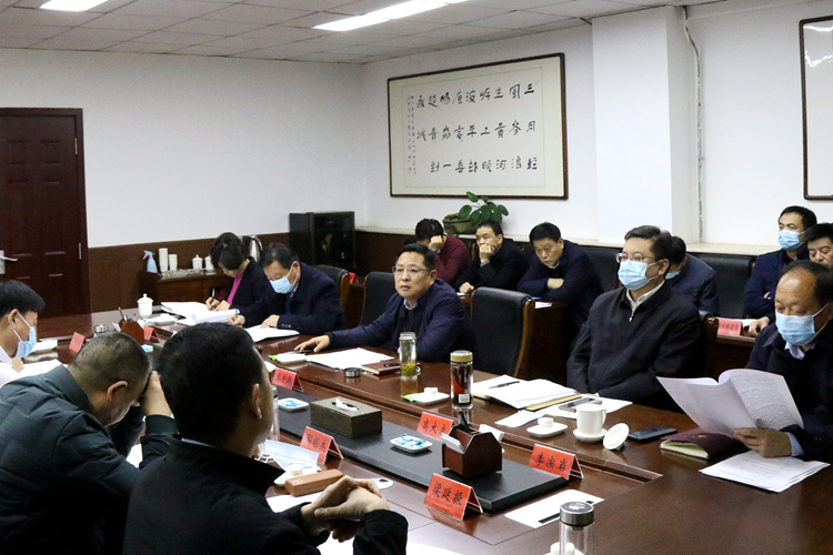市委常委会召开会议